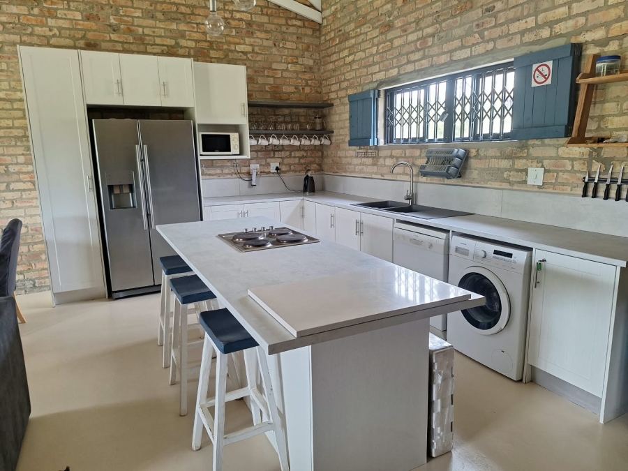 To Let 2 Bedroom Property for Rent in Pringle Bay Western Cape